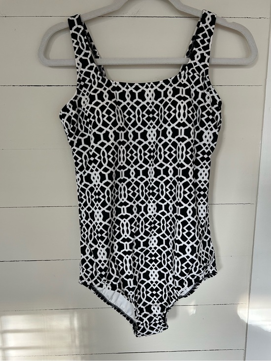 Lands' End Other - NWOT Lands' End Black and White Printed One-Piece Swimsuit, Size 12